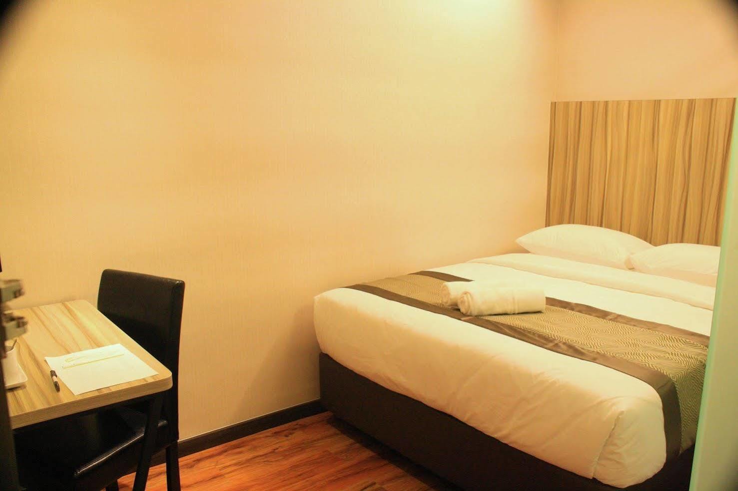 Oyo 625 Kota Heritage Hotel Kota Tinggi Luaran gambar