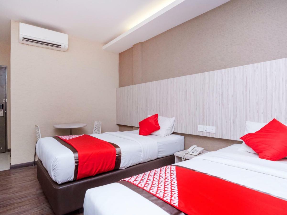 Oyo 625 Kota Heritage Hotel Kota Tinggi Luaran gambar