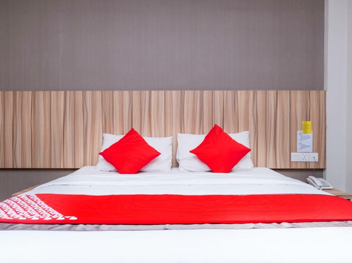 Oyo 625 Kota Heritage Hotel Kota Tinggi Luaran gambar