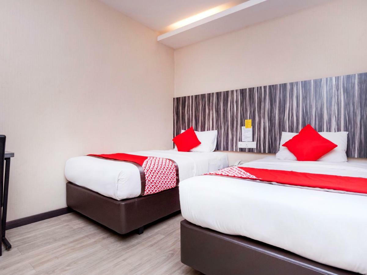 Oyo 625 Kota Heritage Hotel Kota Tinggi Luaran gambar