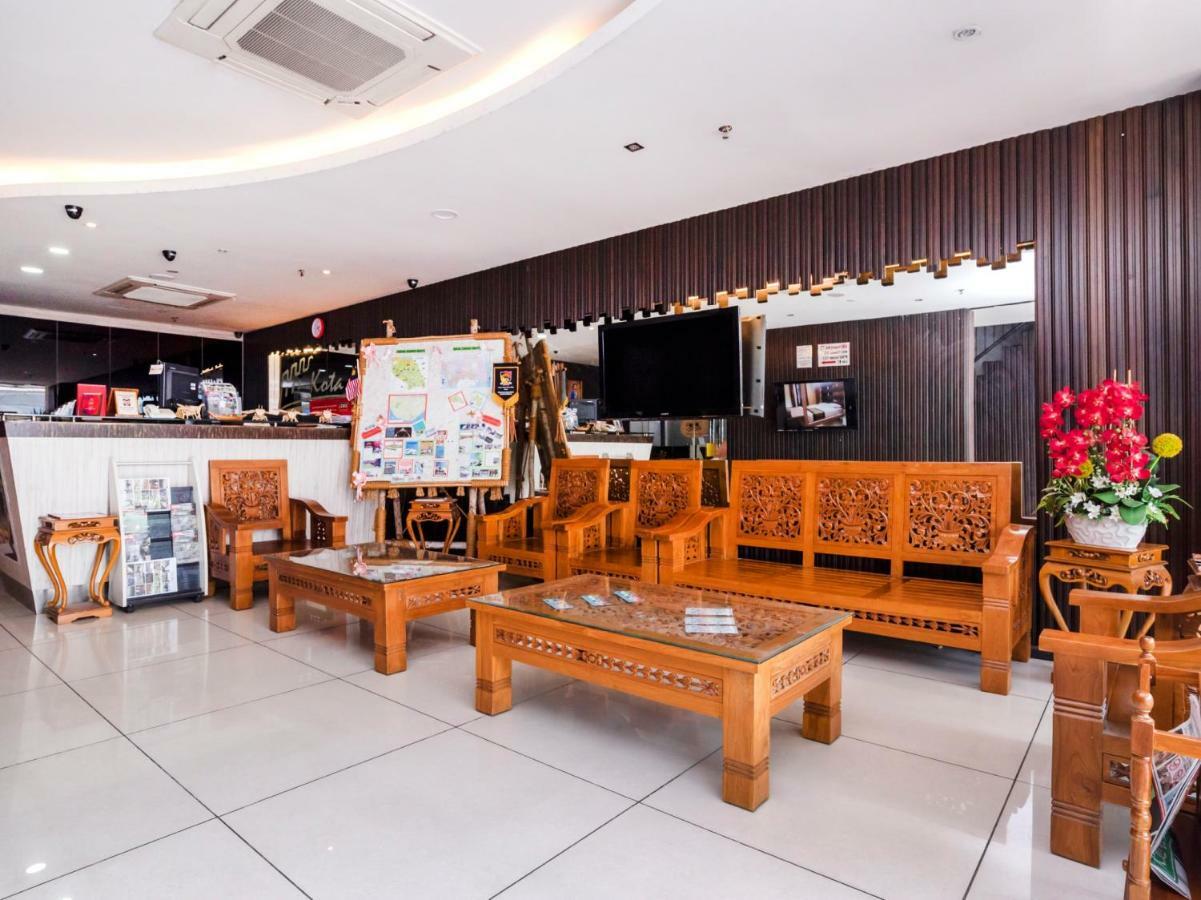 Oyo 625 Kota Heritage Hotel Kota Tinggi Luaran gambar