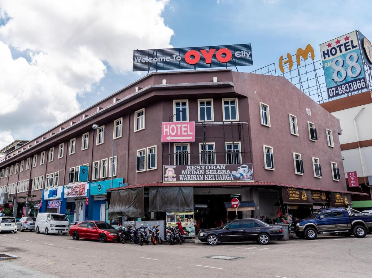 Oyo 625 Kota Heritage Hotel Kota Tinggi Luaran gambar